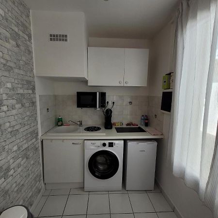Appartement Spacieux 28M2 Avec Chambre Separee Исси-ле-Мулино Экстерьер фото